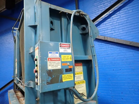 60" width x 30" D x 48" H Marathon Equipment #V-6030, Vertical Baler, 480 V, 2002 - Image 5