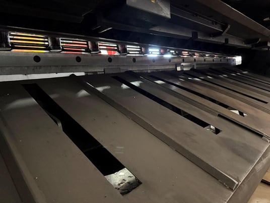 1/4" x 10' Amada #M-3060, mechanical shear, 60 SPM, 40" front operated power back gauge, squaring arm, 13 - Image 6