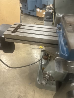 Bridgeport #2-J, Vertical CNC Trak Milling Machine, variable speed, - Image 9