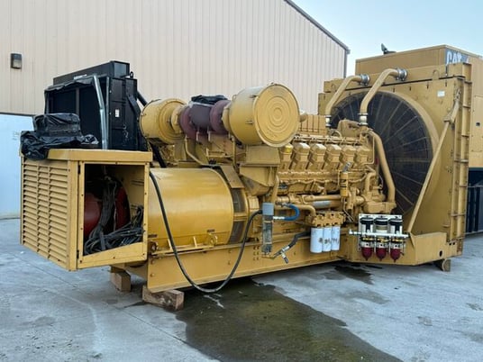 1250 KW Caterpillar #3512, Open Skid Diesel Generator Set, 1818 HP CAT engine, Deep Sea 7310 control panel - Image 2