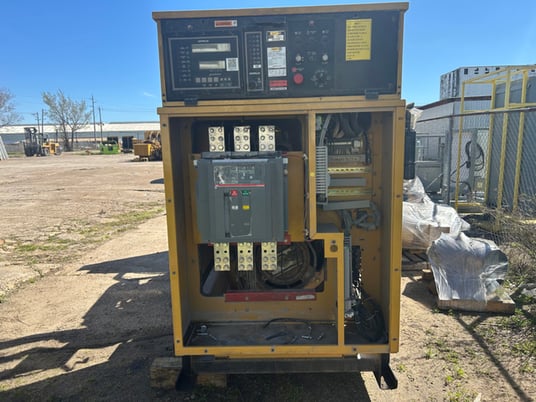 800 KW, Caterpillar #SR4B, Generator End, 597 Frame, 480 Volt, 2005 - Image 2