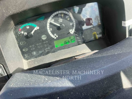 John Deere 5085M, Tractor, 1663 hours, S/N: 1LV5085MAEL645042, - Image 5