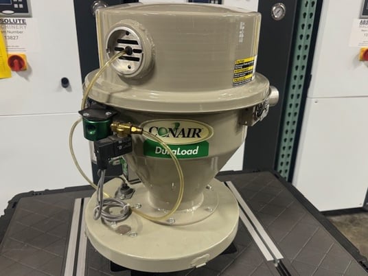 Conair #DL12 daylight Series, material receiver, 2-1/2" inlet, 2" outlet, .5 cu.ft., 24 VDC, 1 FLA, 12" dia. - Image 1