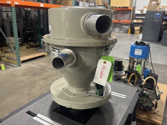 Conair #DL12 daylight Series, material receiver, 2-1/2" inlet, 2" outlet, .5 cu.ft., 24 VDC, 1 FLA, 12" dia. - Image 2