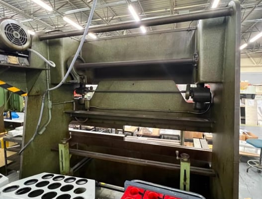 55 Ton, Dreis & Krump #68-B, mechanical press brake, 8' overall, 78" between housing, 3" stroke, 12" dia - Image 5