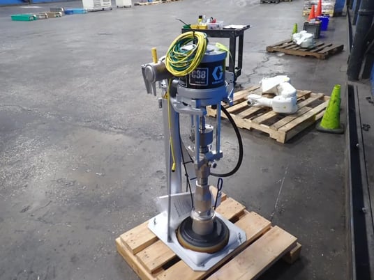 Graco #C38-Check-Mate, Supply System, w/Air Motor, 125 psi Air, 3800 psi Fluid, 120&deg;F max Temp. - Image 3