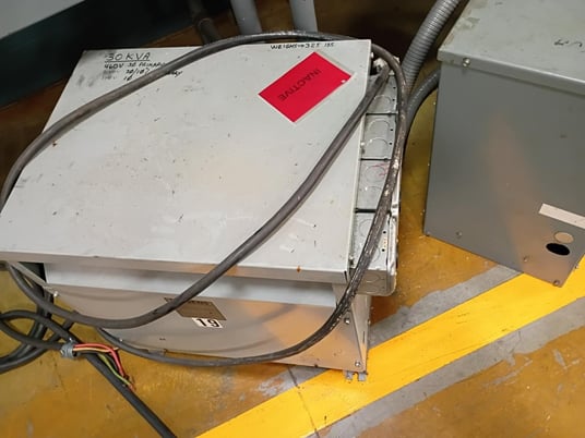 30 KVA 480 Primary, 240-120 Secondary, Siemans 3F1Y030 Electrical Transformer - Image 3