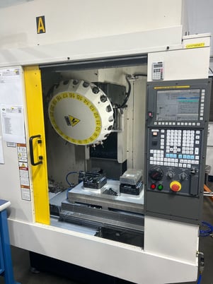 Fanuc #Robodrill-Alpha-D21LIA5, CNC vertical machining center, 21 ATC, 27.6" X, 15.7" Y, 13" Z, 10k RPM - Image 1