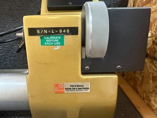 Pratt & Whitney #Supermicrometer-B, measuring machine, electronic readout - Image 3