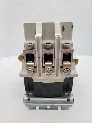 Cutler-Hammer A202K4CAM, AC Lighting Contactor, 200A, 3P, 60 Volts, 120/110 Volts, Coil Model M - Image 5
