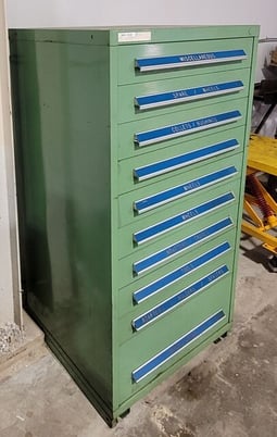 10 Drawer Stanley Vidmar, storage cabinet - Image 3