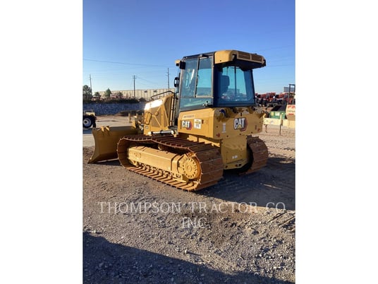 Caterpillar D3LGP, 988 hours, S/N: XKY05633, 2024 - Image 4