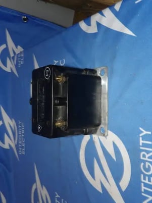 600 V, 480 Pri. 120 Sec., 4:1, Abbot Magnetic Corp, Potential Transformer, 50-400 Hz - Image 4
