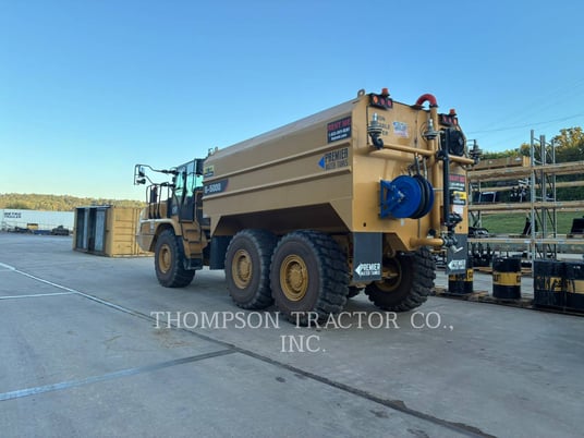 Caterpillar 725, Articulated Truck, 618 hours, S/N: 3T901413, 2025 - Image 3