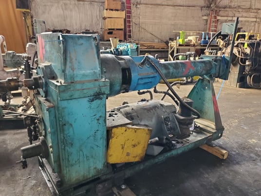 4.5" NRM, Cold Feed Rubber Extruder, 12:1 L/D ratio, power feed roll, 75 HP, 1150 RPM, 460 Volts, 3PH - Image 2