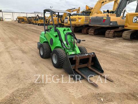 Avant Techno Oy 528, Wheel Loader, 714 hours, S/N: 112082, 2022 - Image 2