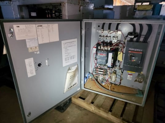 400 HP Ram, 480 Volts, 3-phase, motor starter, Frick RWF-177 compressor 407HP solid state - Image 1