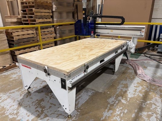 Thermwood #CS43, 3-Axis CNC Woodworking Router, 4' x 8' vacuum table, 12 HP, 24,000 RPM, 8 ATC, 460 Volt, 2011 - Image 2
