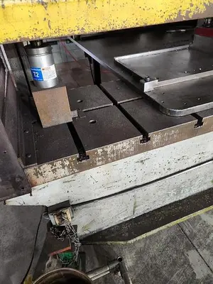 120 Ton, Komatsu #PHS-110X310, Wide-Bed Hydraulic Press Brake, 10' overall, 105" between housing, 6.7" - Image 4