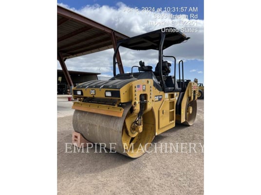 Caterpillar CB10, 2043 hours, S/N: P8P00182, 2017 - Image 1