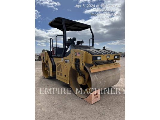 Caterpillar CB10, 2043 hours, S/N: P8P00182, 2017 - Image 2