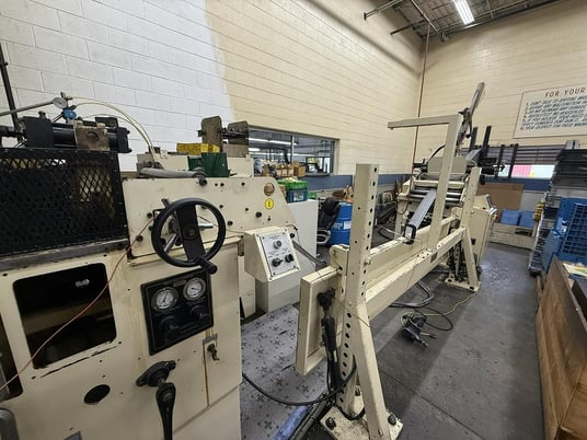 26" x .09" Minster #MEF4-26S, servo coil feed line, feeder, threading table, 7-roll straightener, uncoiler - Image 1