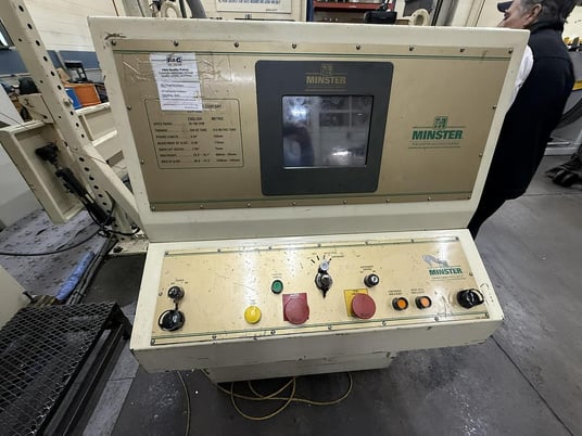 26" x .09" Minster #MEF4-26S, servo coil feed line, feeder, threading table, 7-roll straightener, uncoiler - Image 7