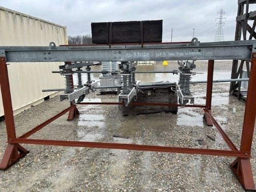 2000 Amp. type TMX Turner Electric # TMX1520A4. 15 kv unused - Image 1