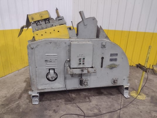 4000 lb. Littell #CC40-418-5PD, coil cradle & straightener, 18" x .125" stock, 46" outside dimension - Image 1