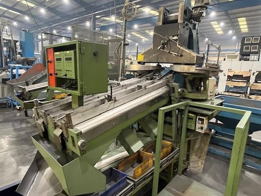 40" 2-Lane Fastener Engineers Sorting Machine, (2) 18" V-loaders - Image 3