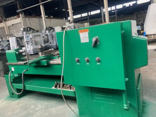 19" x 54" LeBlond, Toolroom Lathe, 3-jaw chuck, 1550 RPM, tool holder - Image 5