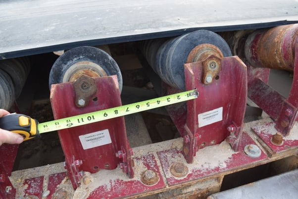 5' wide x 28' +- long belt conveyor, 3/4" thick, rubber impact idlers, Falk gearbox reducer - Image 3