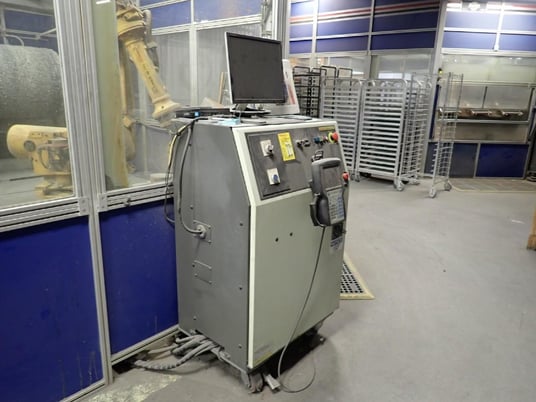 Acme, QS-9000-TE, robotic polishing cell, 18' x 18' x 10' 7-1/2", Fanuc Robot R-2000iB 210F, 2007 - Image 10