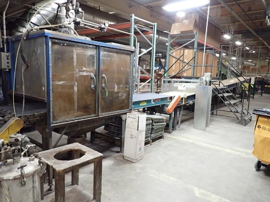 Gantry 2-Head Fully Traversing Gantry Spray Booth, (2) regulators & pressure pot, Bilt-Rite 30" x 12' wire - Image 2