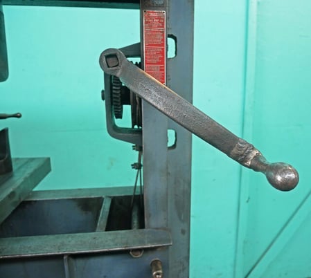 50 Ton Dake #50H, Hydraulic H-Frame Shop Press, 32-3/4" between housing, 4" ram travel, 7" stroke - Image 9