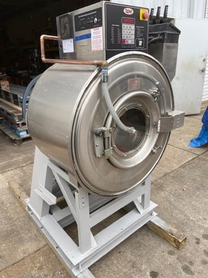 60 lb. Unimac #UW60PVQ PVQ High Speed Washer/Extractor, Dealer Reconditioned - Image 5