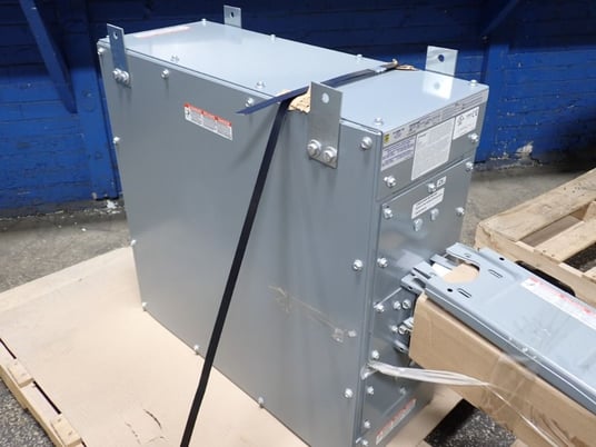 100 Amps, Square D #CF2310GETBMB, Busway, 3 Phase, 3-Wire, 600 VAC - Image 3