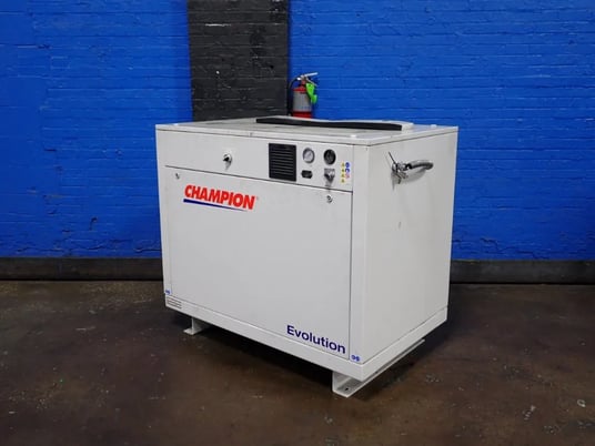 175 psig, Champion #BER10, Pneumatic Air Compressor, 10 HP, 200 V, 5619 hours - Image 1