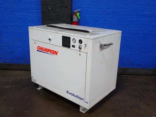 175 psig, Champion #BER10, Pneumatic Air Compressor, 10 HP, 200 V, 5619 hours - Image 2