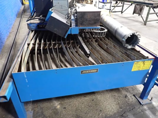 Hypertherm/Lockformer #HT40C, Plasma Cutting System, 5' x 10' capacity, 220 V - Image 5