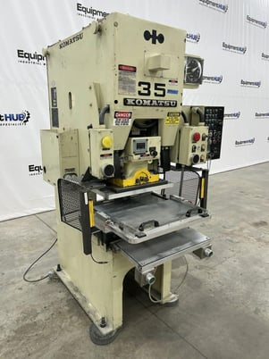 35 Ton, Komatsu #OBS35-2, gap frame stamping press, 3.15" stroke, air clutch/brake combo., 5 HP, 1985 - Image 3
