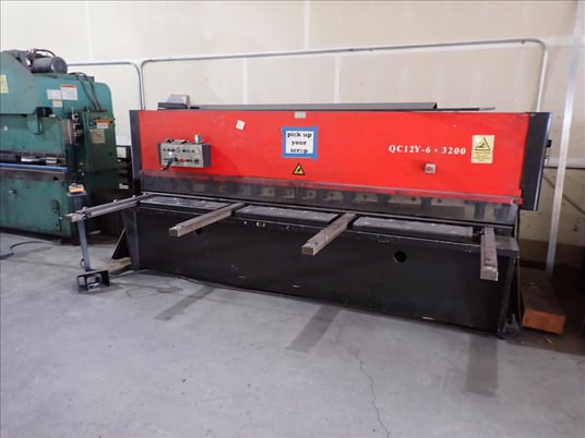 No. QC12Y-6x3200 shear, back gauge, arm, foot controls - Image 1