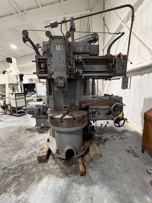 King #VTL, vertical machining center - Image 1
