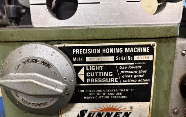 Sunnen #MBB-1660, precision horizontal hone, 6.5" dia., 16" work length, .5 HP, tooling - Image 6