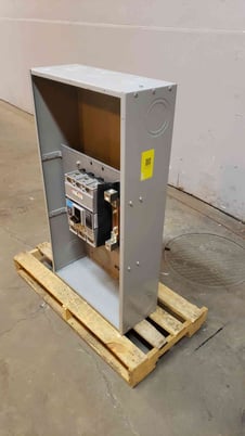 200 Amp, Siemens #SJD69200NT, Enclosure w/ Circuit Breaker - Image 5