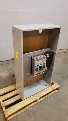 200 Amp, Siemens #SJD69200NT, Enclosure w/ Circuit Breaker - Image 6