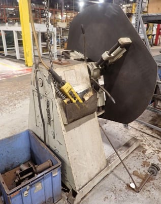 4000 lb. PA Industries, motorized uncoiler, manual expansion, back plate, loop Control - Image 2