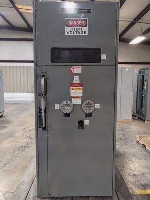 600 Amp. Square D, Medium-Voltage Fusible Load Interrupter Switch, 15 kV - Image 1