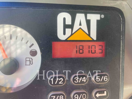 Cat 226D, Skid Steer Loader, 1810 hours, S/N: HRD00476, 2016 - Image 5