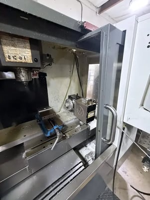 Haas #VF-2, CNC vertical machining center, 20 automatic tool changer, 20" X, 16" Y, 20" Z, 8100 RPM, #40 - Image 3